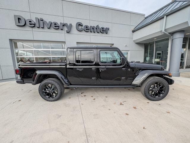 new 2025 Jeep Gladiator car, priced at $43,735