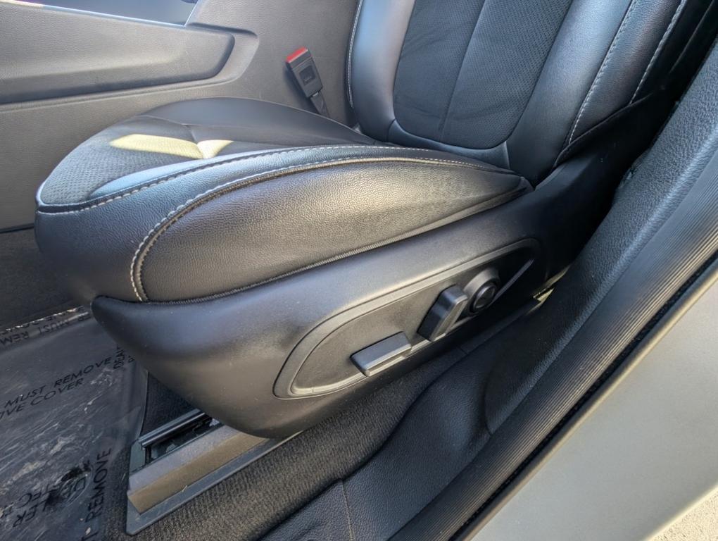 used 2024 Jeep Grand Cherokee car, priced at $30,000