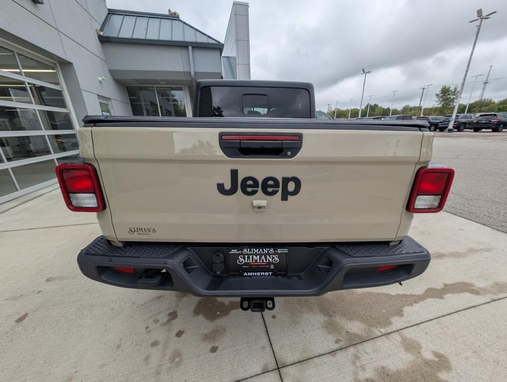 used 2022 Jeep Gladiator car, priced at $31,500
