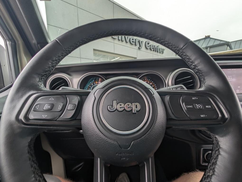 used 2022 Jeep Gladiator car, priced at $31,500