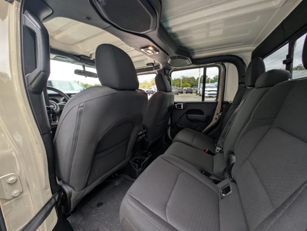 used 2022 Jeep Gladiator car, priced at $31,500