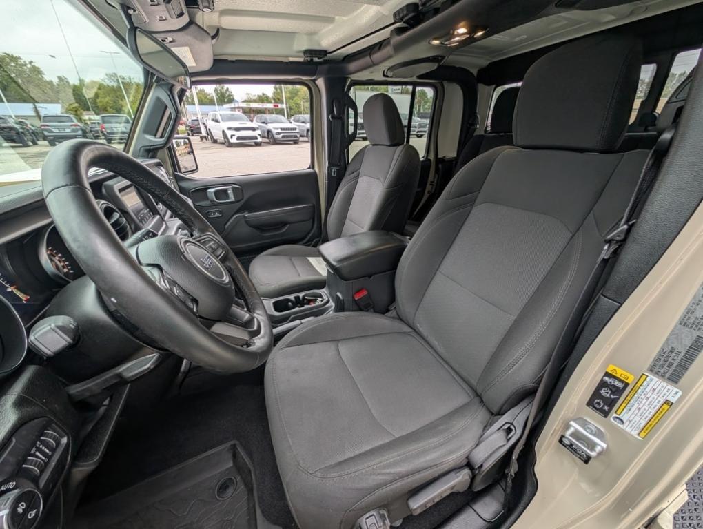 used 2022 Jeep Gladiator car, priced at $31,500
