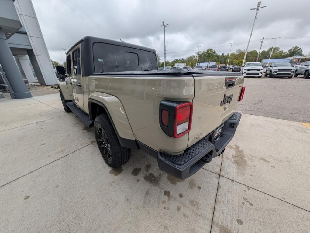used 2022 Jeep Gladiator car, priced at $31,500