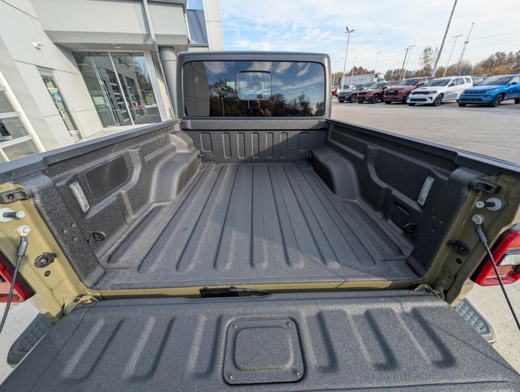 new 2026 Jeep Gladiator car, priced at $54,480