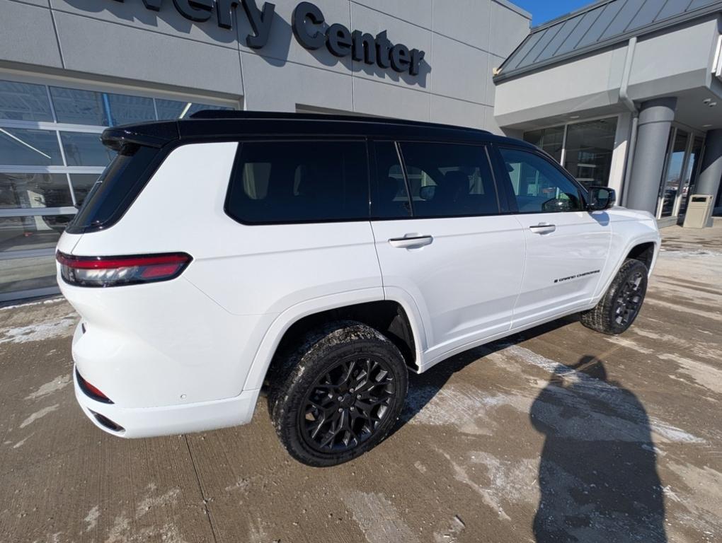 new 2025 Jeep Grand Cherokee L car, priced at $62,285