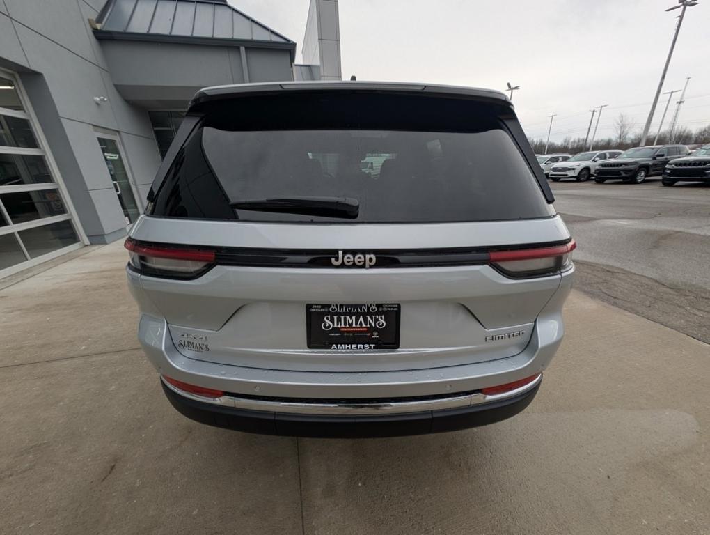 new 2025 Jeep Grand Cherokee car, priced at $45,565