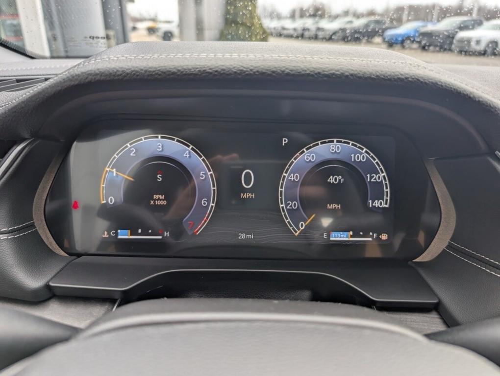 new 2025 Jeep Grand Cherokee car, priced at $45,565
