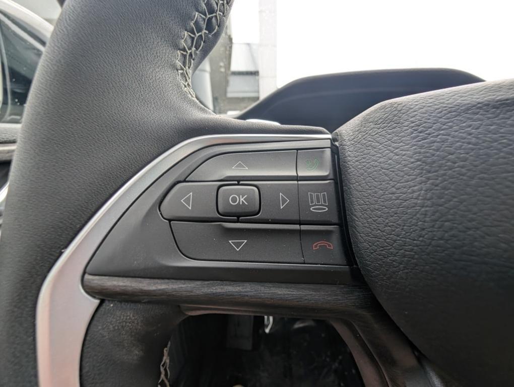 new 2025 Jeep Grand Cherokee car, priced at $45,565