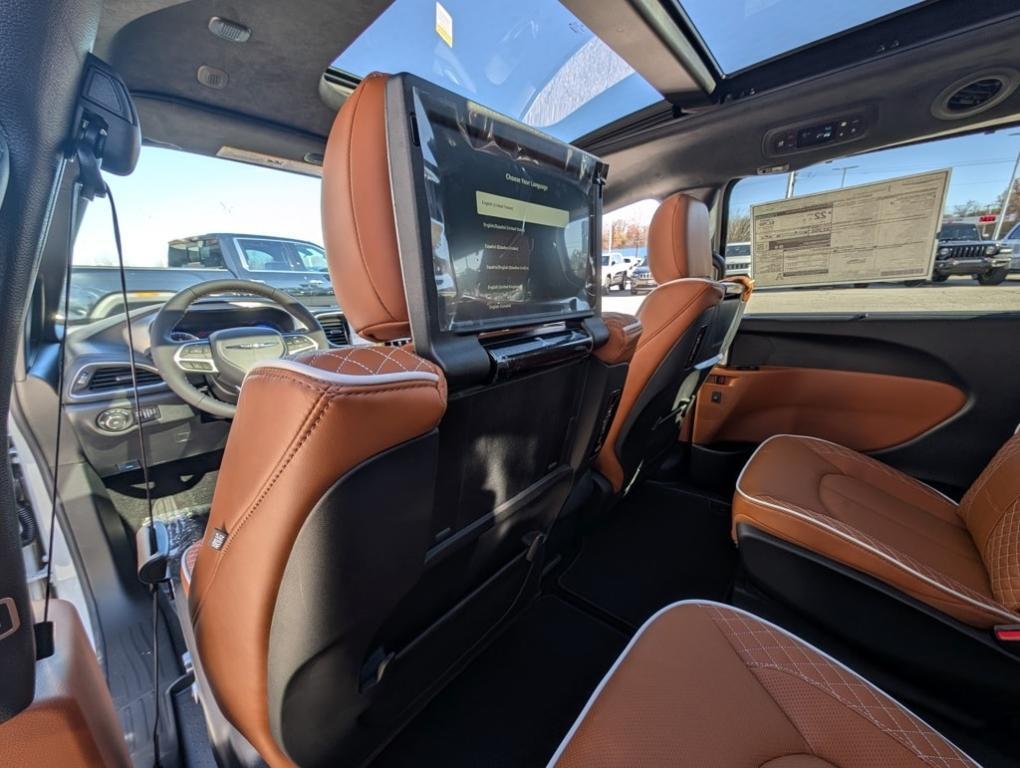 new 2026 Chrysler Pacifica car, priced at $54,905