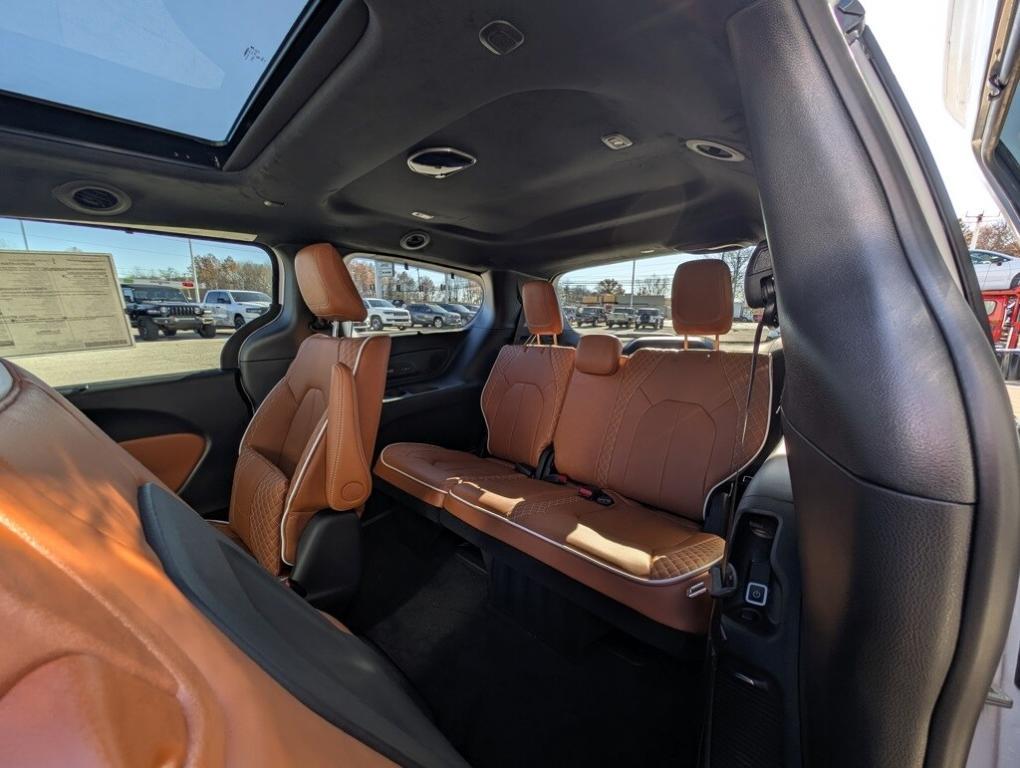 new 2026 Chrysler Pacifica car, priced at $54,905