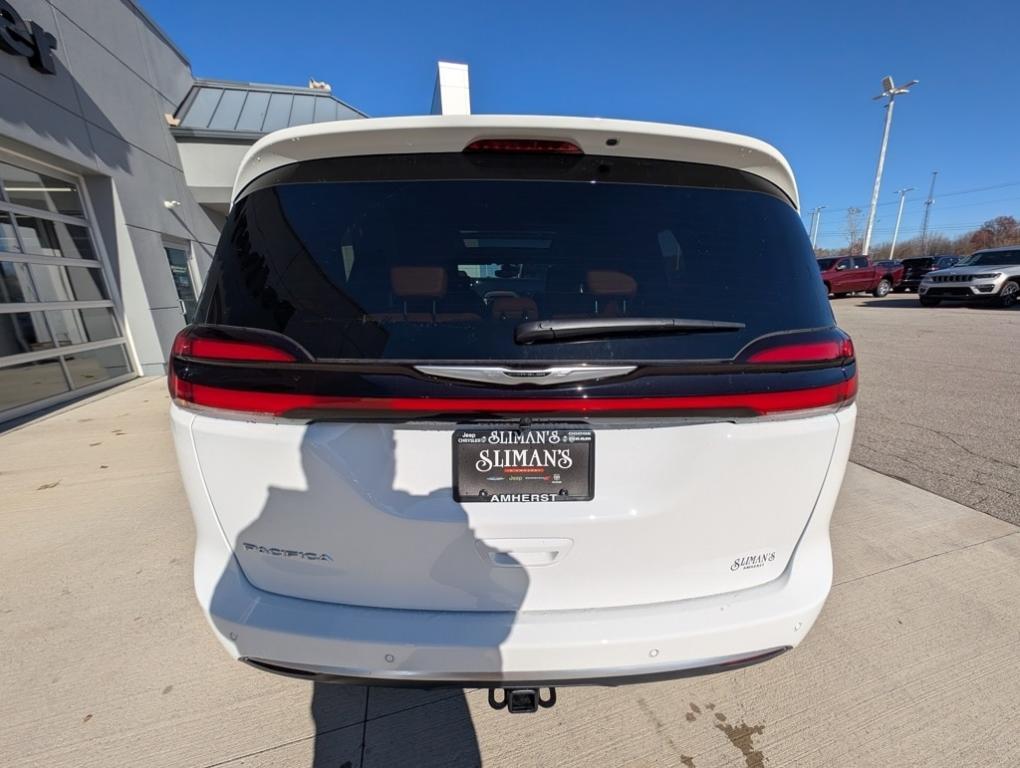 new 2026 Chrysler Pacifica car, priced at $54,905