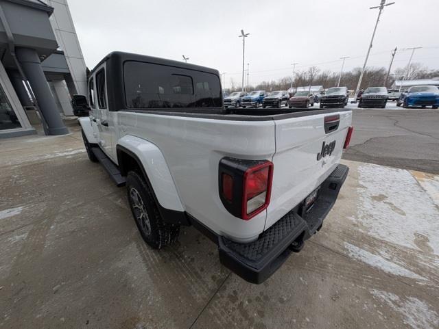 new 2025 Jeep Gladiator car, priced at $49,825