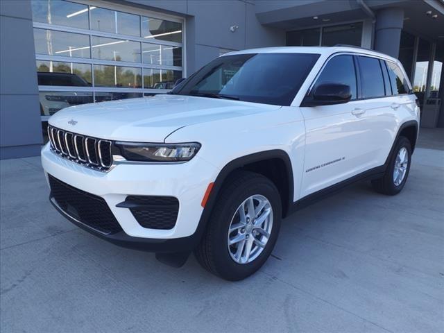 new 2025 Jeep Grand Cherokee car, priced at $38,375