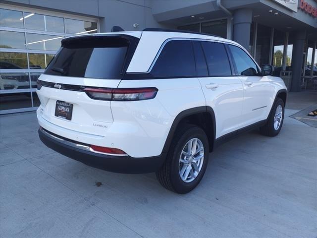 new 2025 Jeep Grand Cherokee car, priced at $38,875