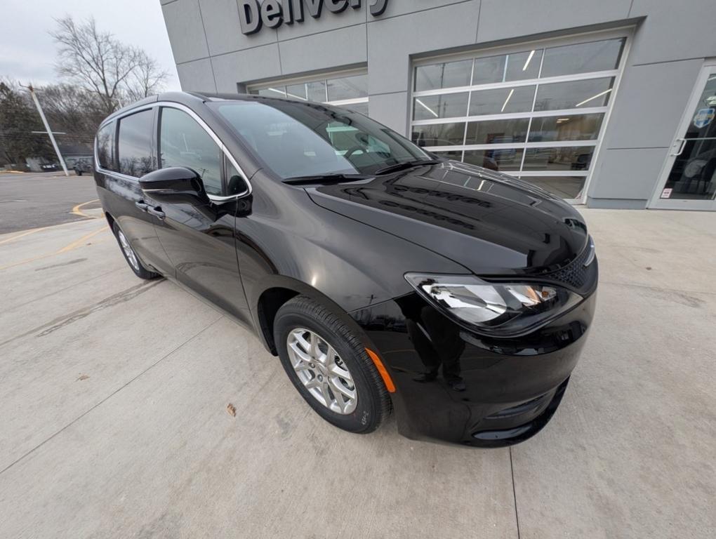 new 2025 Chrysler Voyager car, priced at $40,190