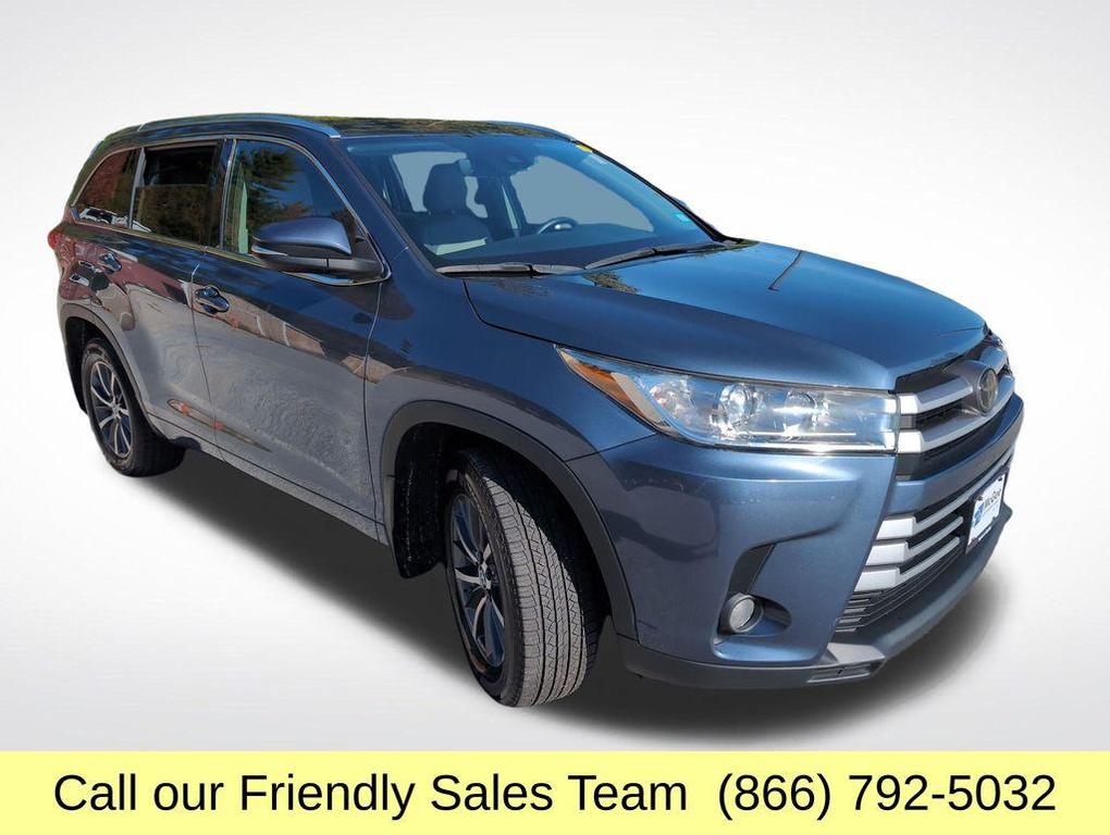 used 2017 Toyota Highlander car, priced at $18,753