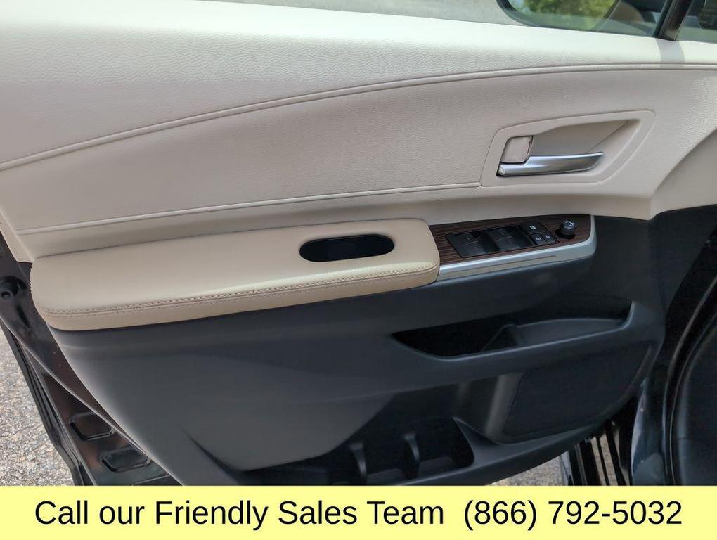 used 2023 Toyota Sienna car, priced at $43,969