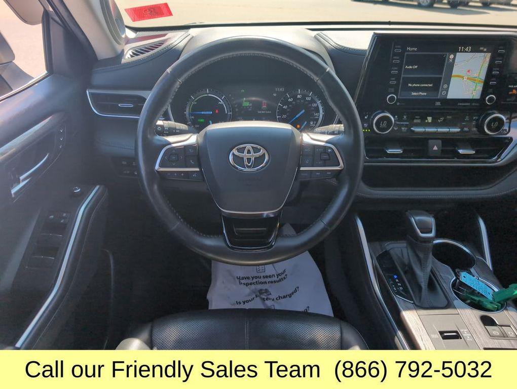 used 2021 Toyota Highlander Hybrid car, priced at $27,676