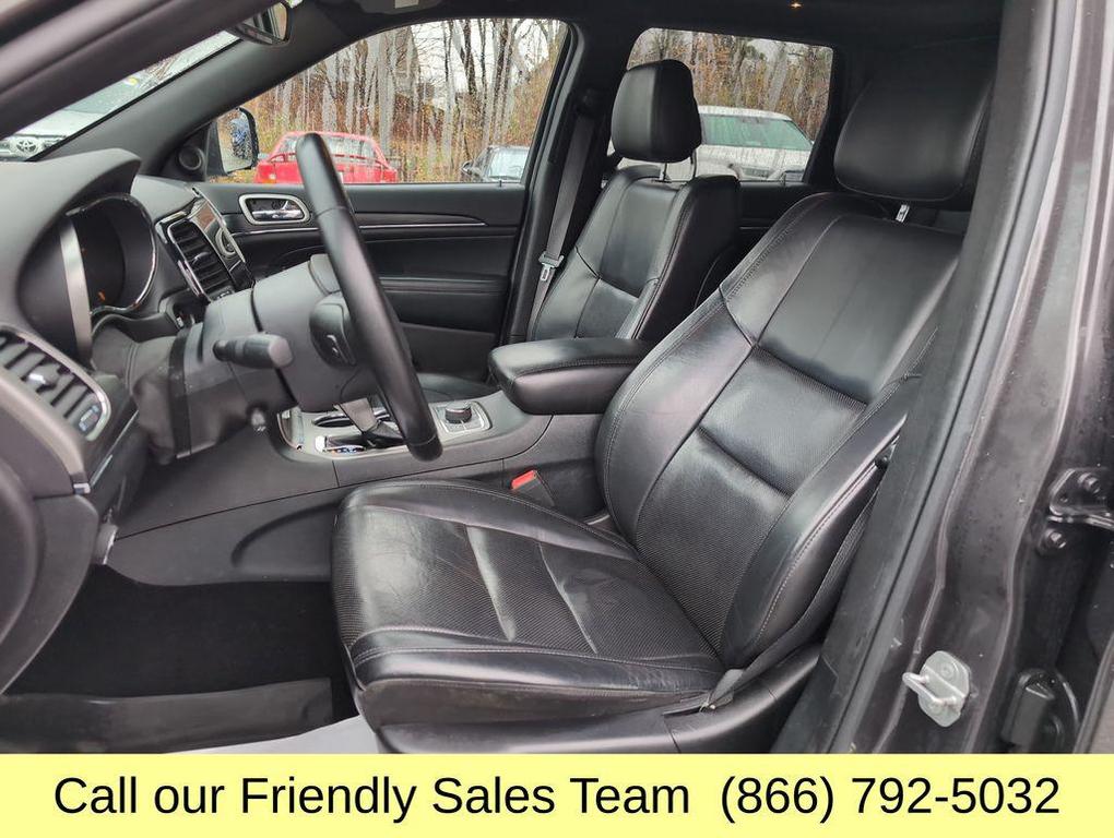 used 2020 Jeep Grand Cherokee car, priced at $17,995