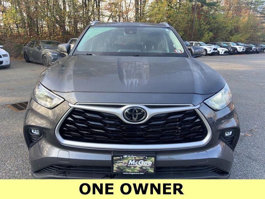 used 2021 Toyota Highlander car, priced at $28,688