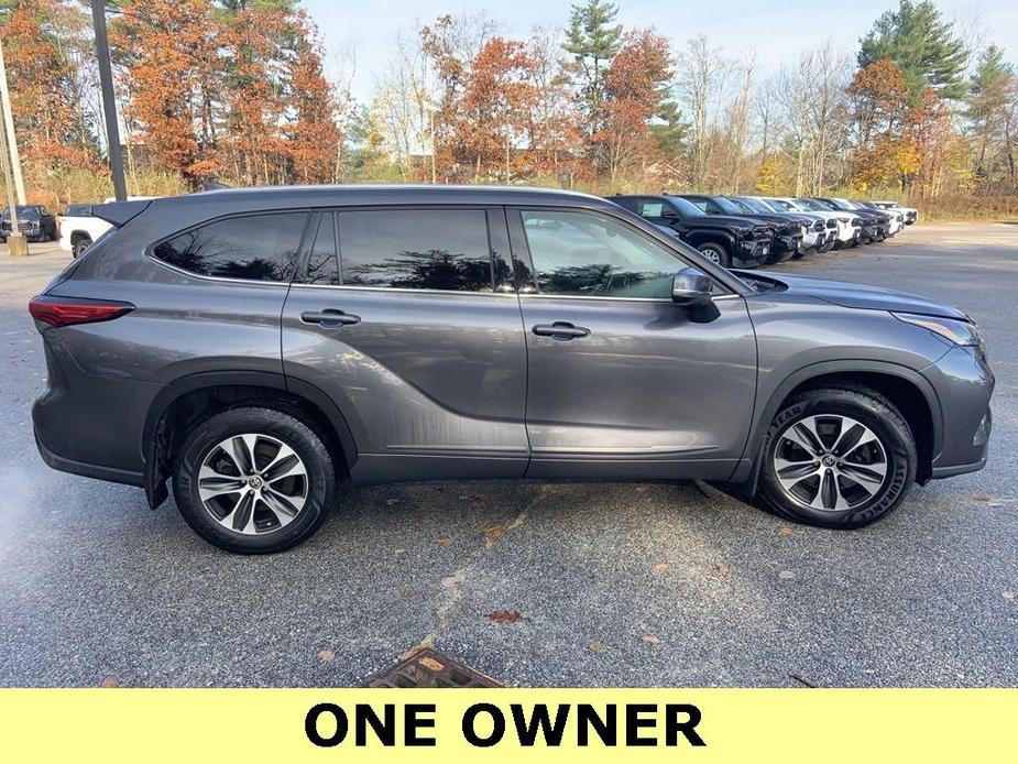 used 2021 Toyota Highlander car, priced at $28,688