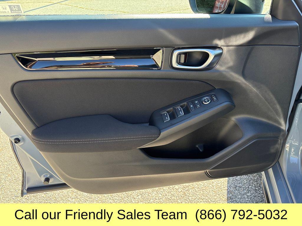 used 2025 Honda Civic Hybrid car, priced at $28,496
