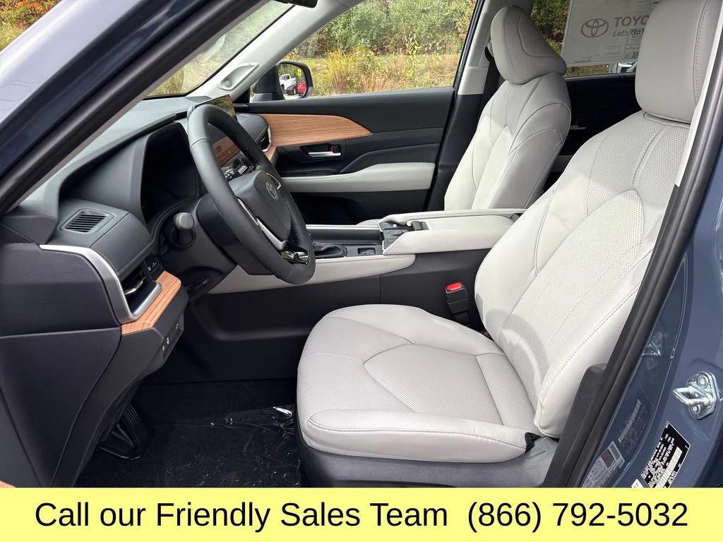 new 2026 Toyota Grand Highlander car, priced at $55,533