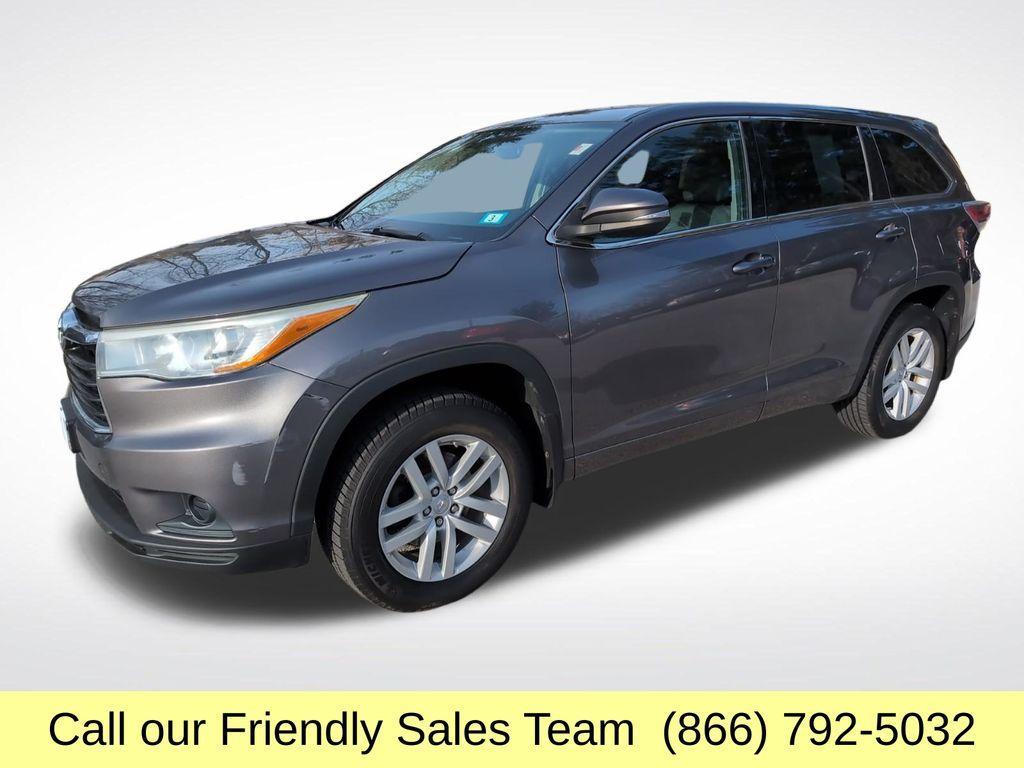 used 2015 Toyota Highlander car, priced at $14,688