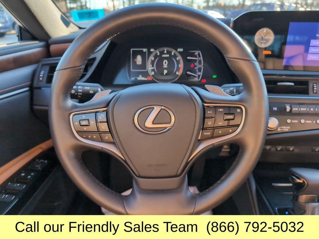 used 2024 Lexus ES 350 car, priced at $39,888