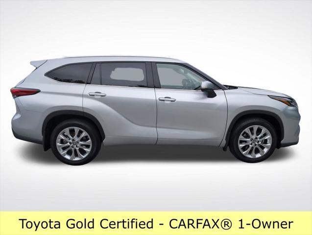 used 2023 Toyota Highlander car, priced at $41,999