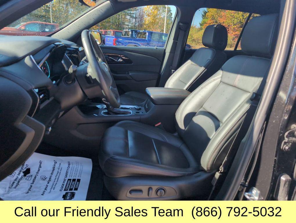 used 2023 Chevrolet Traverse car, priced at $30,850