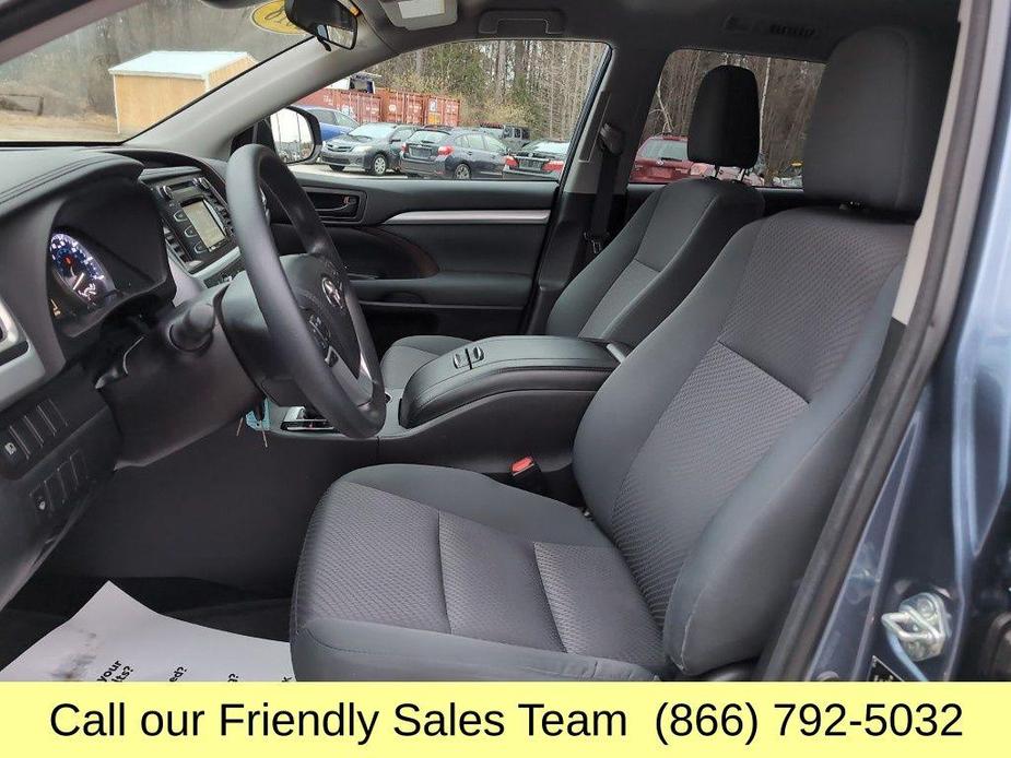 used 2018 Toyota Highlander car, priced at $23,288