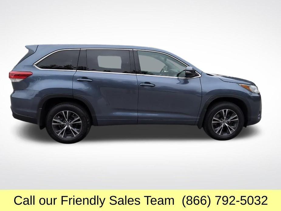 used 2018 Toyota Highlander car, priced at $23,288