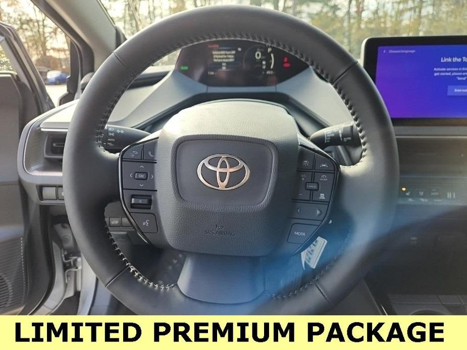 new 2024 Toyota Prius car