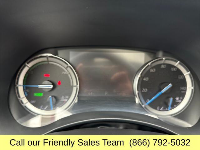 used 2022 Toyota Highlander Hybrid car, priced at $29,888