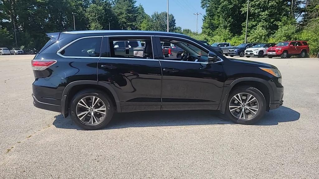 used 2016 Toyota Highlander car, priced at $20,448