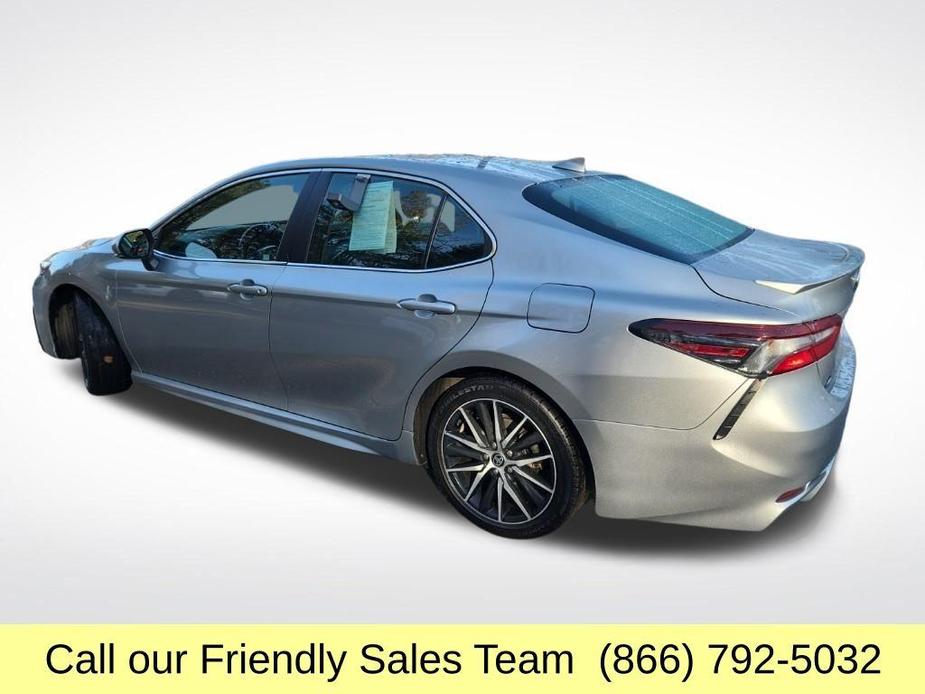 used 2022 Toyota Camry Hybrid car, priced at $20,997