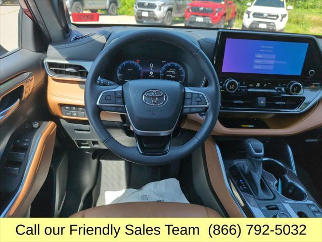 used 2023 Toyota Highlander car, priced at $42,388