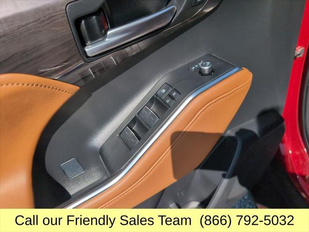 used 2023 Toyota Highlander car, priced at $42,388