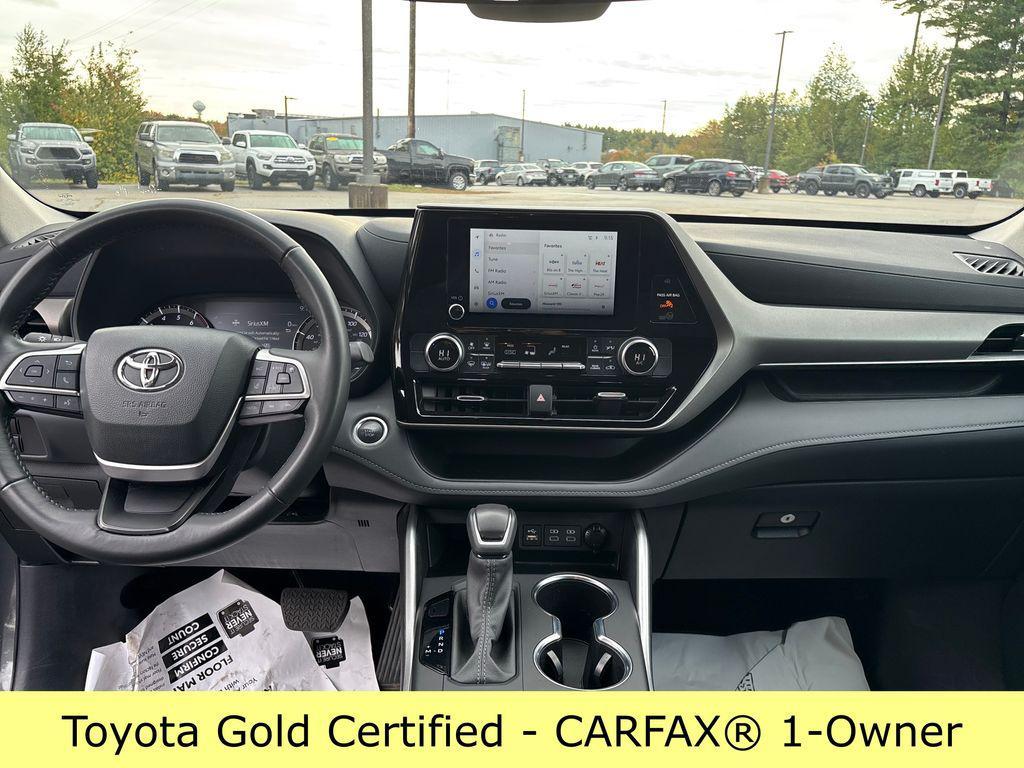 used 2024 Toyota Highlander car, priced at $36,187
