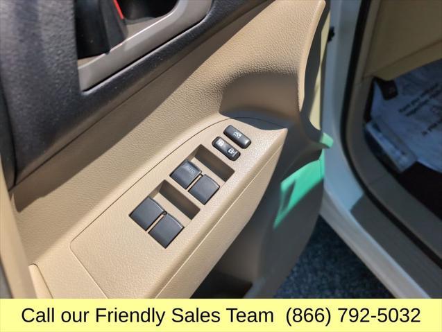 used 2013 Toyota Highlander car, priced at $9,998