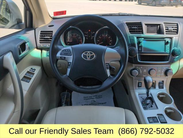 used 2013 Toyota Highlander car, priced at $9,998
