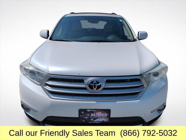 used 2013 Toyota Highlander car, priced at $9,998