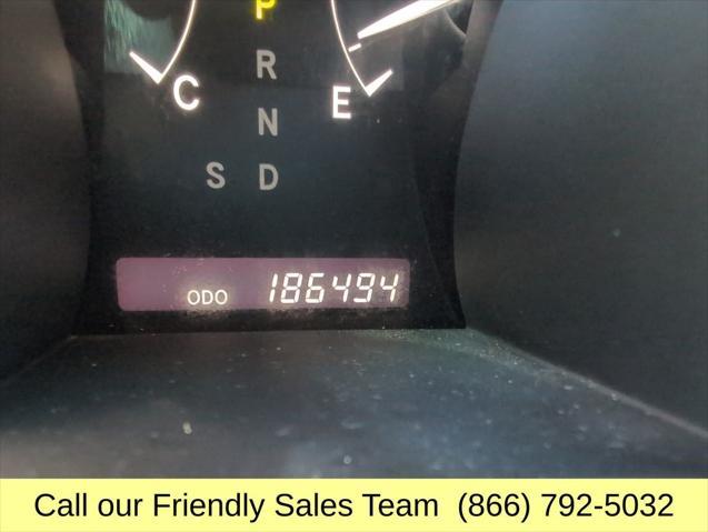 used 2013 Toyota Highlander car, priced at $9,998