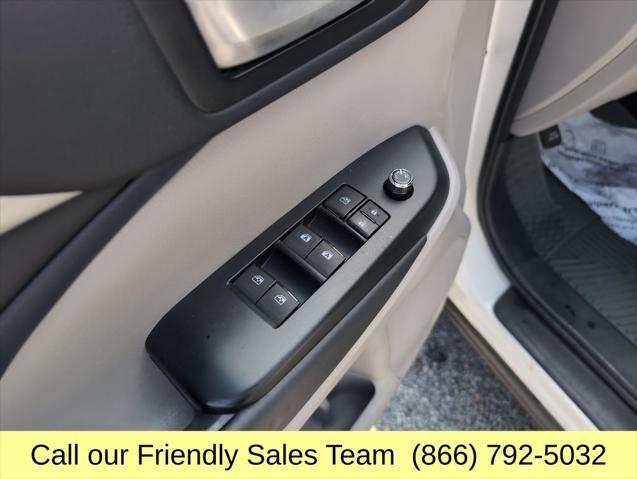 used 2015 Toyota Highlander car, priced at $15,754