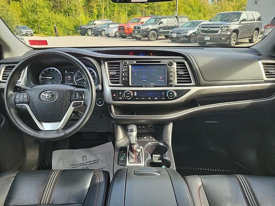 used 2019 Toyota Highlander car, priced at $24,448