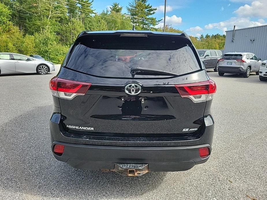 used 2019 Toyota Highlander car, priced at $24,448