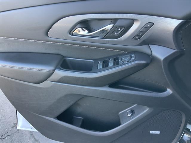 used 2021 Chevrolet Traverse car, priced at $23,887