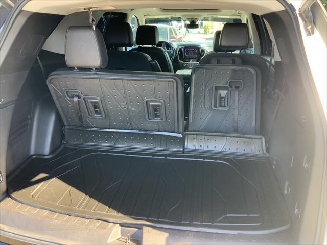 used 2021 Chevrolet Traverse car, priced at $23,887