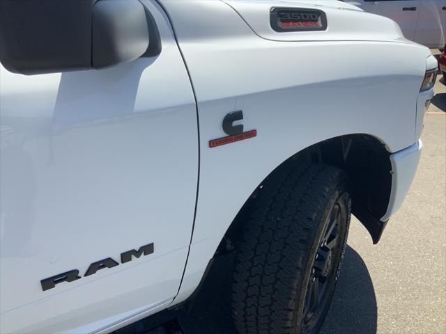 new 2025 Ram 3500 car, priced at $77,735